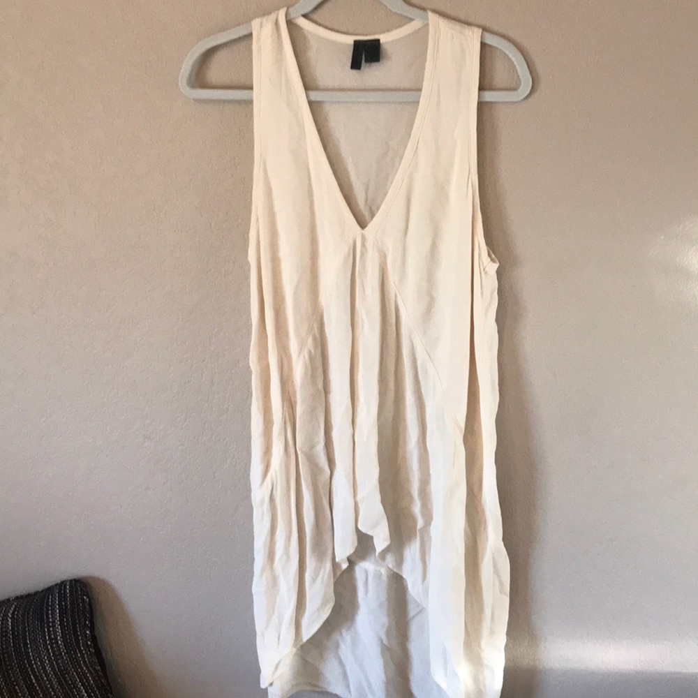 Left of Center - Ivory Flow Tank